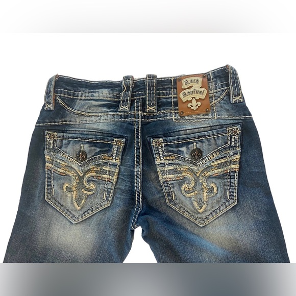 Men’s Rock Revival Jeans - Picture 3 of 6